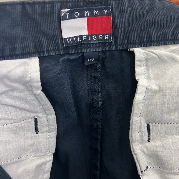 Tommy Hilfiger Navy Blue Khaki Shorts Size 36 - Picture 4 of 6